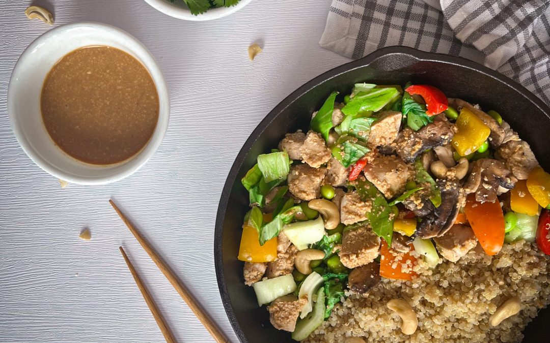 Sauté de poulet aux légumes et cajou