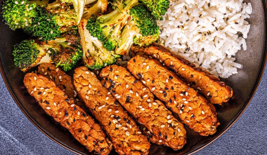 Tempeh caramélisé érable et gingembre 