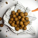 Energy balls carrot cake. Low FODMAP. ÉPITHÉLIA- Digestive health clinic.